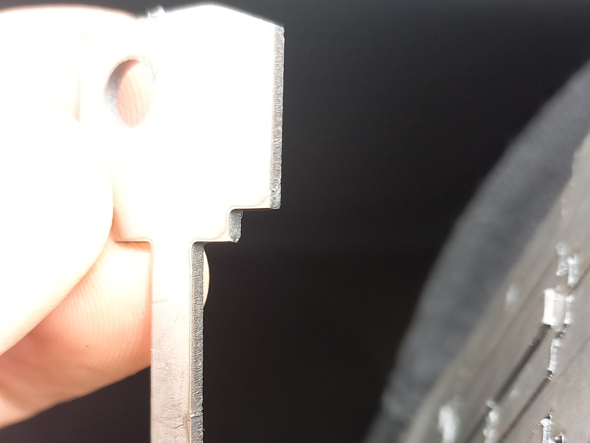 نمونه کار برش لیزر ورق آهن 1.5 میل